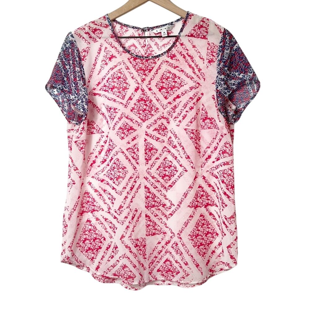 CAbi Red Blue Floral Women Short Sleeve Print Medium Blouse